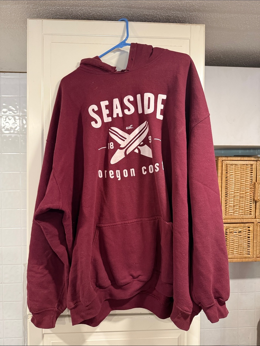 Gildan Seaside Oregon Coast Maroon Graphic Hoodie size 5XL 6:20